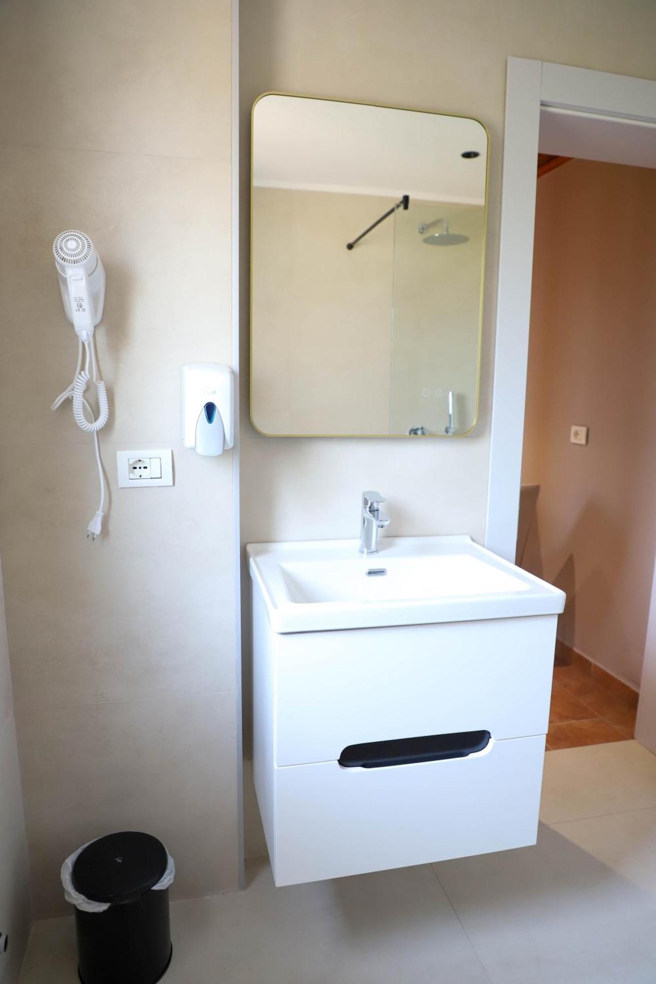Antonia Hotel